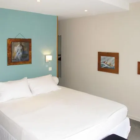 Σπίτι διακοπών Sleeps 6 Pool Wifi *