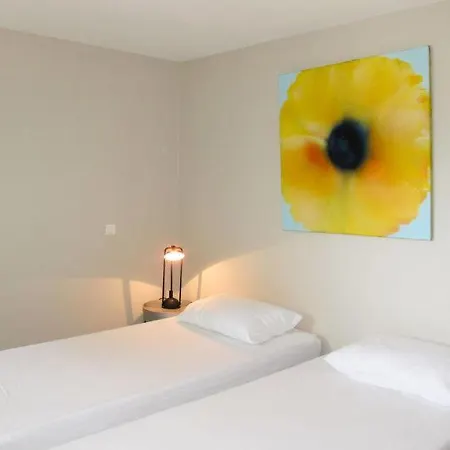Tatil Evi Sleeps 6 Pool Wifi Carqueiranne